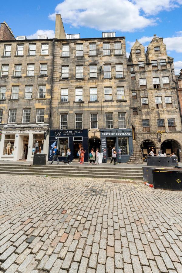 Unique 2 Bedroom Castle Suite Apartment - Near Edinburgh Castle & Royal Mile Bagian luar foto