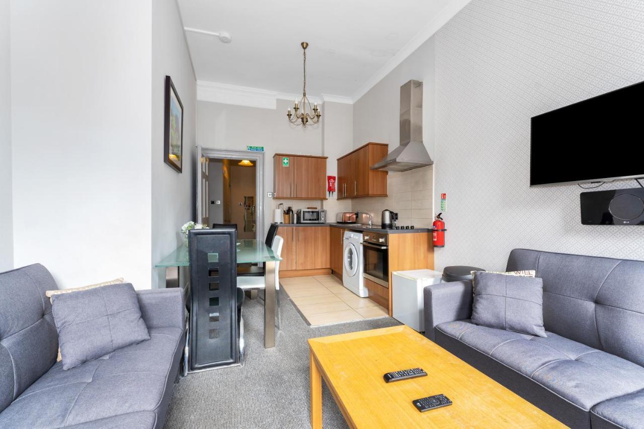 Unique 2 Bedroom Castle Suite Apartment - Near Edinburgh Castle & Royal Mile Bagian luar foto